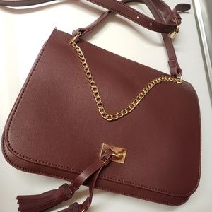 Burgundy versona cross body